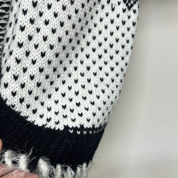 Westbound Petites Cardigan Sweater Wrap Shrug Fuzzy Fringe Womens - Picture 11 of 11